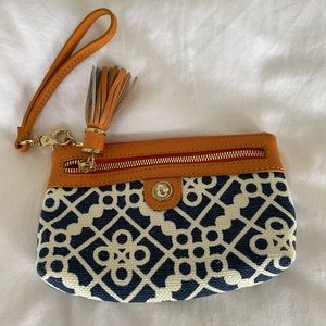 Spartina linen wristlet